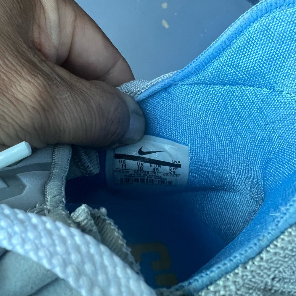 Lebron’s - Picture 5 of 5